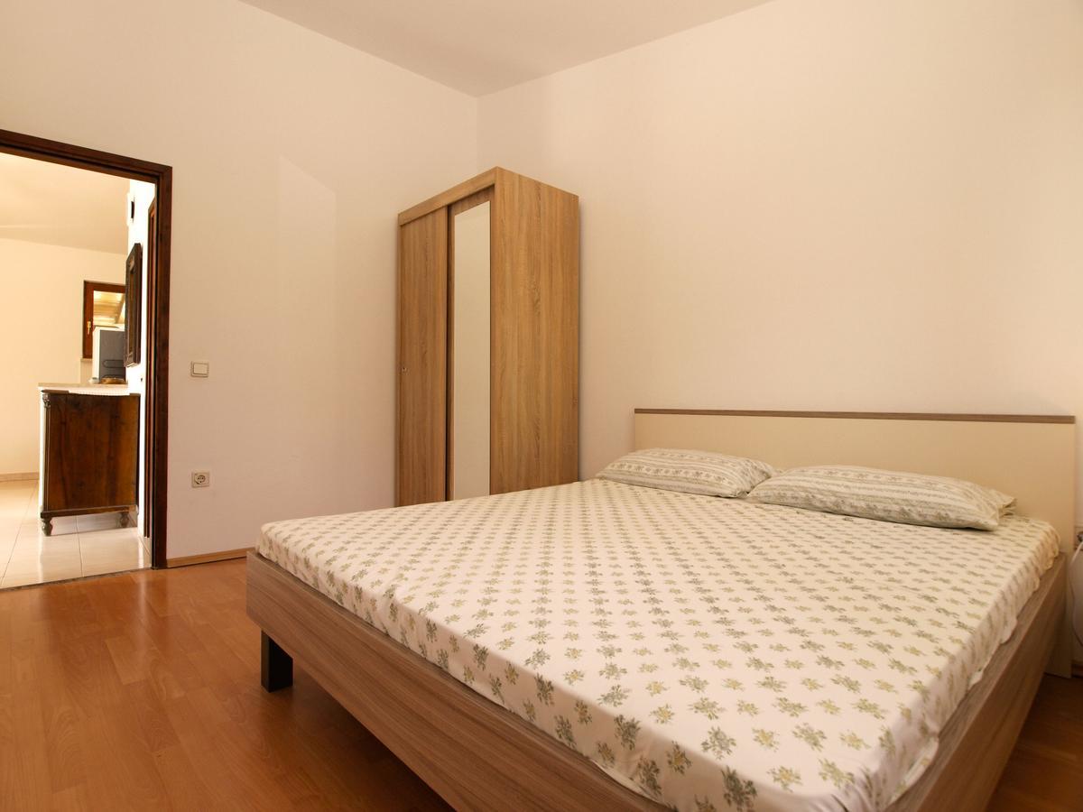 Apartments Luciano 1728 เปรมันตูรา ภายนอก รูปภาพ